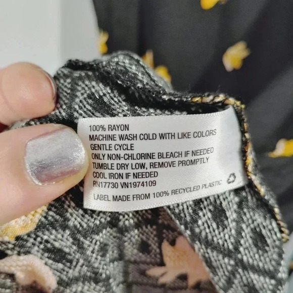 Knox Rose Dress Sleeveless Sharkbite Handkerchief Hem Large - Picture 10 of 12